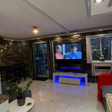 Brooklyn Luxury Spring Retreat With Private Outdoor Space Нью-Йорк Екстер'єр фото
