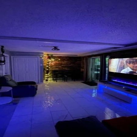 Brooklyn Luxury Spring Retreat With Private Outdoor Space Нью-Йорк Екстер'єр фото